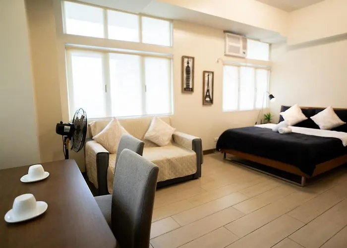 Elegant Unit, Fast Wifi, Near Makati Medical Centr Apartment